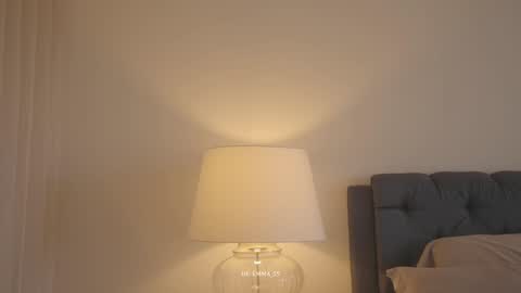 Snapshot of emma_lu1 chatting on 11-25-25, 02:39 emma_lu1 online show from 11-25-25, 02:39