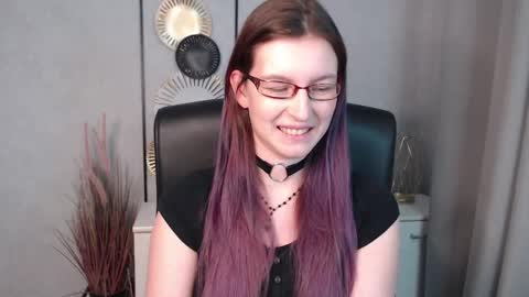 Snapshot of emma_lust94 chatting on 12-10-24, 10:06 emma online show from 12-10-24, 10:06