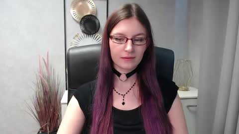 Snapshot of emma_lust94 chatting on 12-12-24, 10:34 emma online show from 12-12-24, 10:34