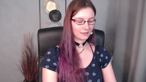 Snapshot of emma_lust94 chatting on 12-16-24, 12:38 emma online show from 12-16-24, 12:38