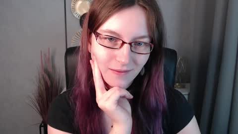 Snapshot of emma_lust94 chatting on 12-28-24, 10:36 emma online show from 12-28-24, 10:36
