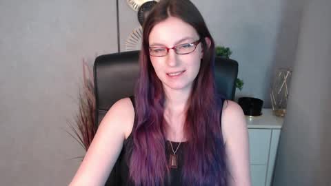 Snapshot of emma_lust94 chatting on 01-03-25, 10:20 emma online show from 01-03-25, 10:20