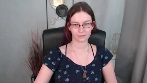 Snapshot of emma_lust94 chatting on 01-17-25, 01:13 emma online show from 01-17-25, 01:13