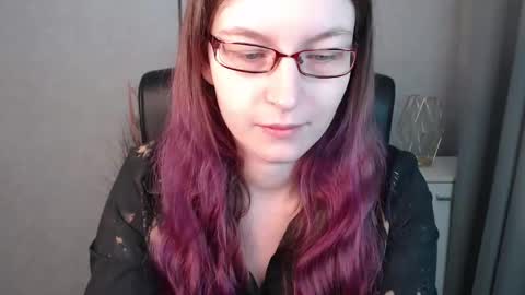 Snapshot of emma_lust94 chatting on 01-31-25, 06:35 emma online show from 01-31-25, 06:35