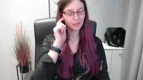 Snapshot of emma_lust94 chatting on 02-01-25, 10:37 emma online show from 02-01-25, 10:37
