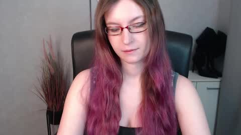 Snapshot of emma_lust94 chatting on 02-12-25, 06:51 emma online show from 02-12-25, 06:51