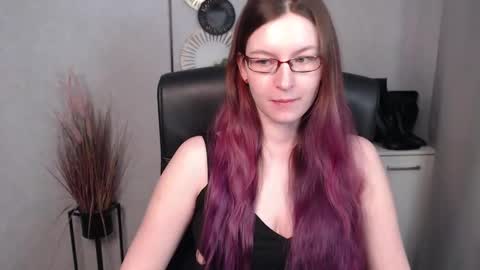 Snapshot of emma_lust94 chatting on 02-27-25, 07:01 emma online show from 02-27-25, 07:01