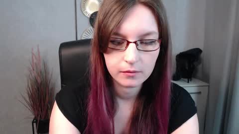 Snapshot of emma_lust94 chatting on 03-07-25, 10:13 emma online show from 03-07-25, 10:13