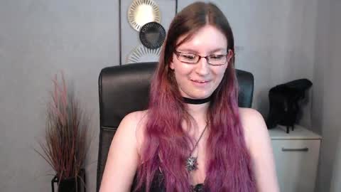 Snapshot of emma_lust94 chatting on 03-12-25, 01:08 emma online show from 03-12-25, 01:08