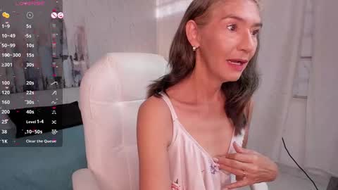 Emma  online show from 12-07-24, 12:13