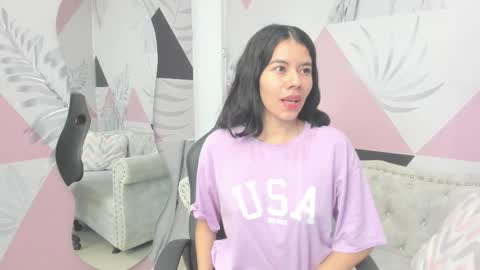 Emma online show from 02-25-25, 07:03