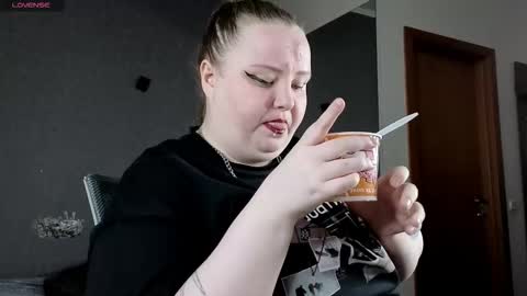Emma Razumovskaya online show from 09-15-25, 06:24