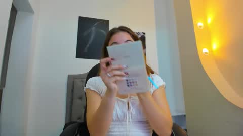 emma online show from 09-17-25, 03:08