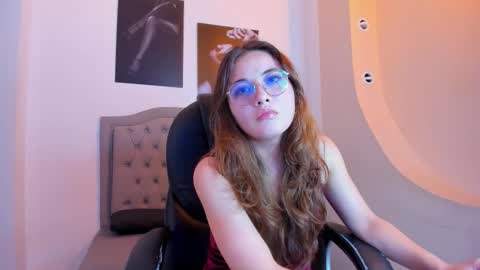 emma online show from 09-19-25, 04:47