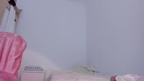 Emma   online show from 12-19-24, 12:01