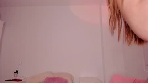 Emma   online show from 02-28-25, 03:59