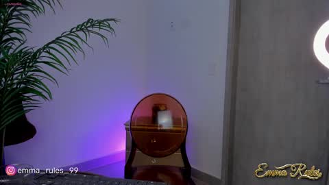 Emma online show from 02-23-25, 07:49