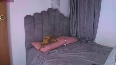 emma_saenz01 online show from 07-27-26, 10:50