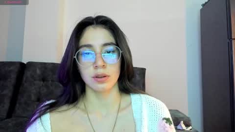 Emma online show from 12-03-24, 01:19