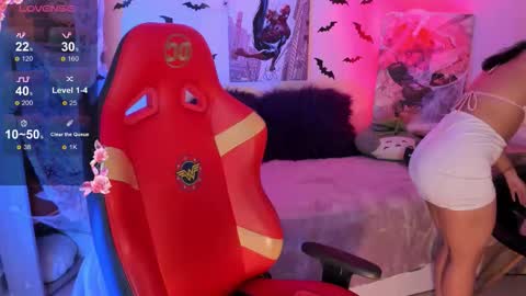 EMMA  online show from 10-28-25, 07:05