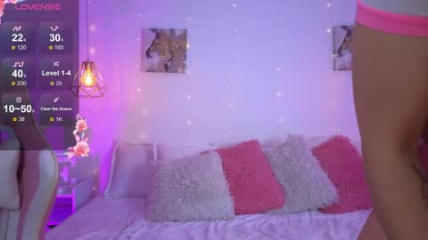 Snapshot of emma_softt chatting on 04-14-26, 03:45 Emma Softt online show from 04-14-26, 03:45