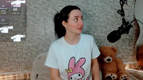 Snapshot of emma_unu chatting on 04-09-26, 02:44 Emma online show from 04-09-26, 02:44