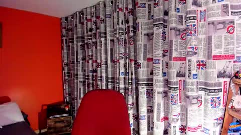 Snapshot of emmaa_hostt chatting on 09-24-25, 11:41 Ema .l. online show from 09-24-25, 11:41