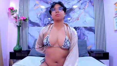 Snapshot of emmaa_lex chatting on 09-16-25, 02:45 Emma online show from 09-16-25, 02:45