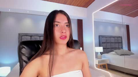 Emma  Everyday From 0530 to 1430 Col Time online show from 01-03-25, 12:30