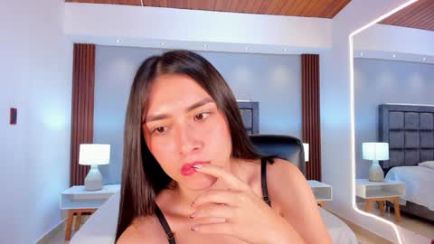 Emma  Everyday From 0530 to 1430 Col Time online show from 02-03-25, 11:31