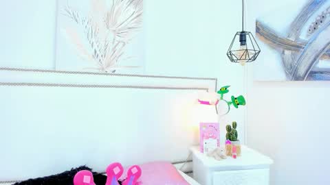 Emma  online show from 03-26-26, 09:20