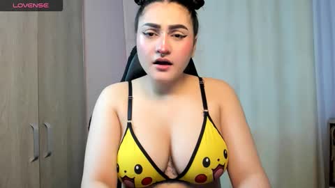 Snapshot of emmaamartinez chatting on 11-09-25, 10:41 modelo independente online show from 11-09-25, 10:41