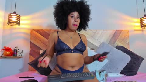 Emma Brant online show from 12-18-24, 01:05