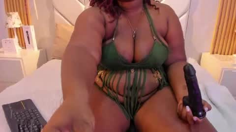 EmmaBrantt  online show from 05-13-26, 04:21