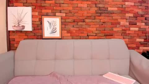 Emma online show from 01-26-25, 12:26