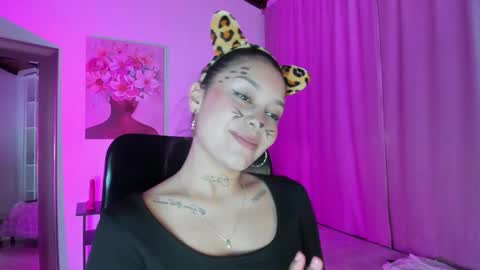 emmacute_x online show from 10-31-25, 02:18