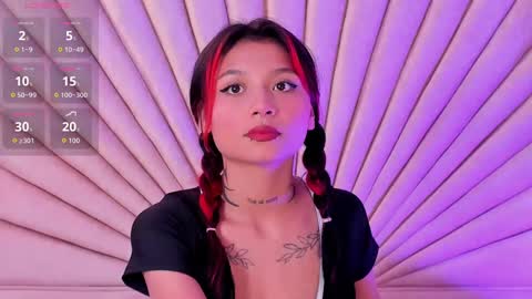 Snapshot of emmaduff_ chatting on 10-04-25, 11:08 online show from 10-04-25, 11:08