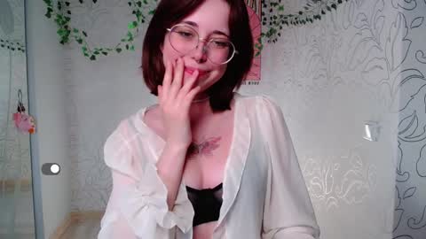 Emma online show from 12-23-24, 05:17