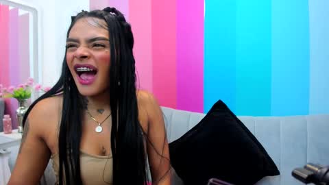 Snapshot of emmaebony_ chatting on 09-13-25, 10:04 emmaebony_ online show from 09-13-25, 10:04