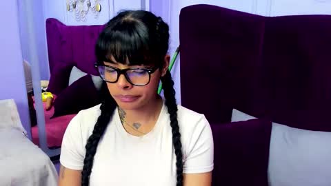 Snapshot of emmaebony_ chatting on 02-28-26, 04:41 emmaebony_ online show from 02-28-26, 04:41