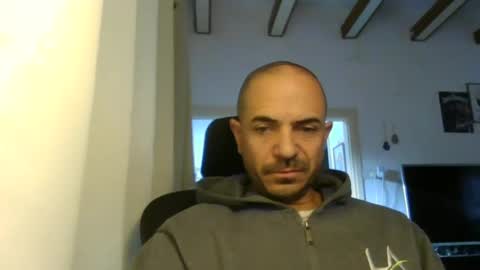 Ariel online show from 12-04-24, 06:00