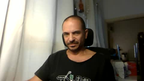 Snapshot of emmagold123 chatting on 06-17-26, 03:53 Ariel online show from 06-17-26, 03:53