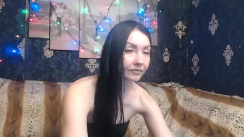 EmmaGoldX online show from 02-07-25, 01:01