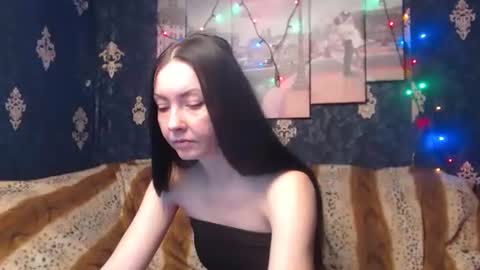EmmaGoldX online show from 03-05-25, 09:49