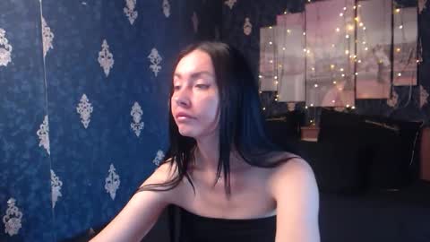 EmmaGoldX online show from 09-26-25, 05:11