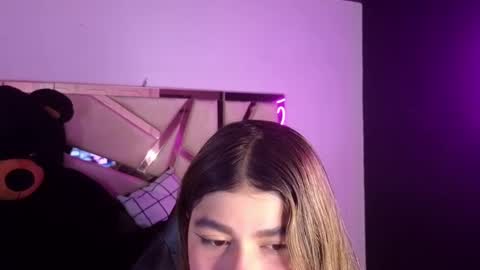 Emma online show from 02-21-25, 10:39