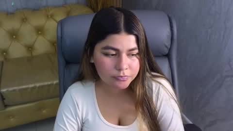 Emma online show from 03-05-25, 04:46