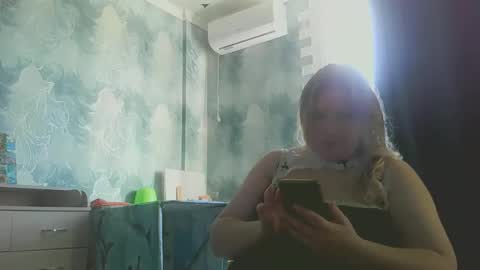 Snapshot of emmamelody944534 chatting on 10-02-25, 05:25 emmamelody online show from 10-02-25, 05:25