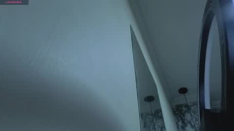    online show from 05-09-26, 10:42