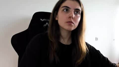 Emma online show from 09-13-25, 09:42